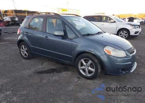 2008 Suzuki Sx4 Convenience/Touring z USA, uszkodzony, nr VIN JS2YB413685109550